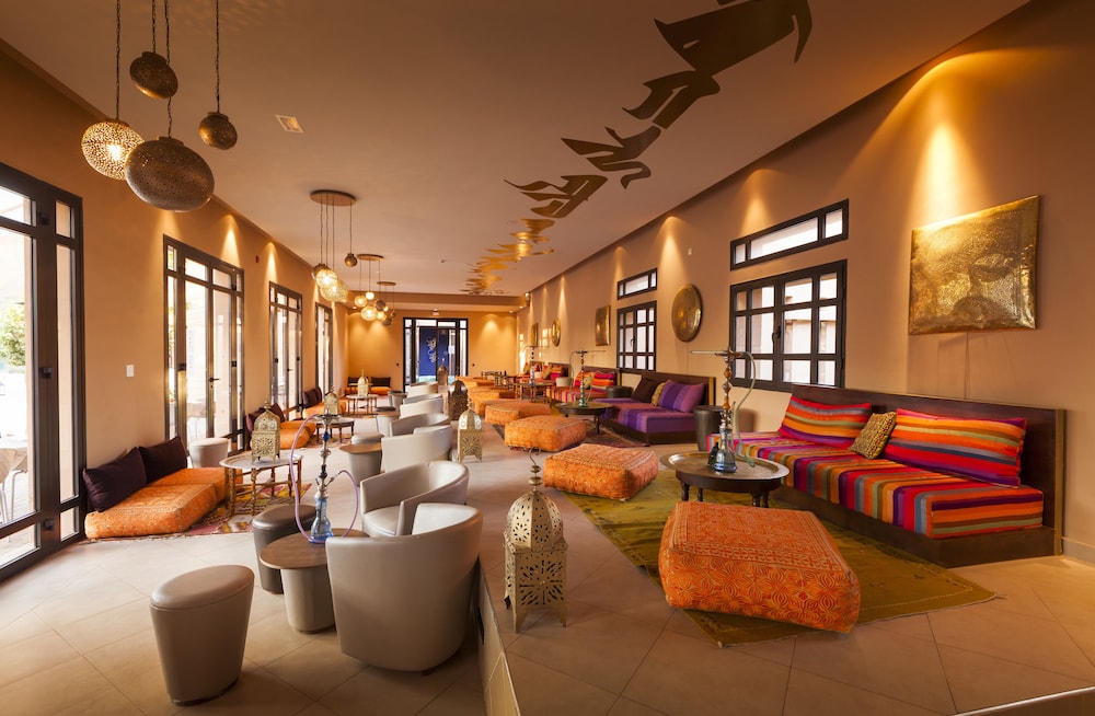 Hotel Lounge