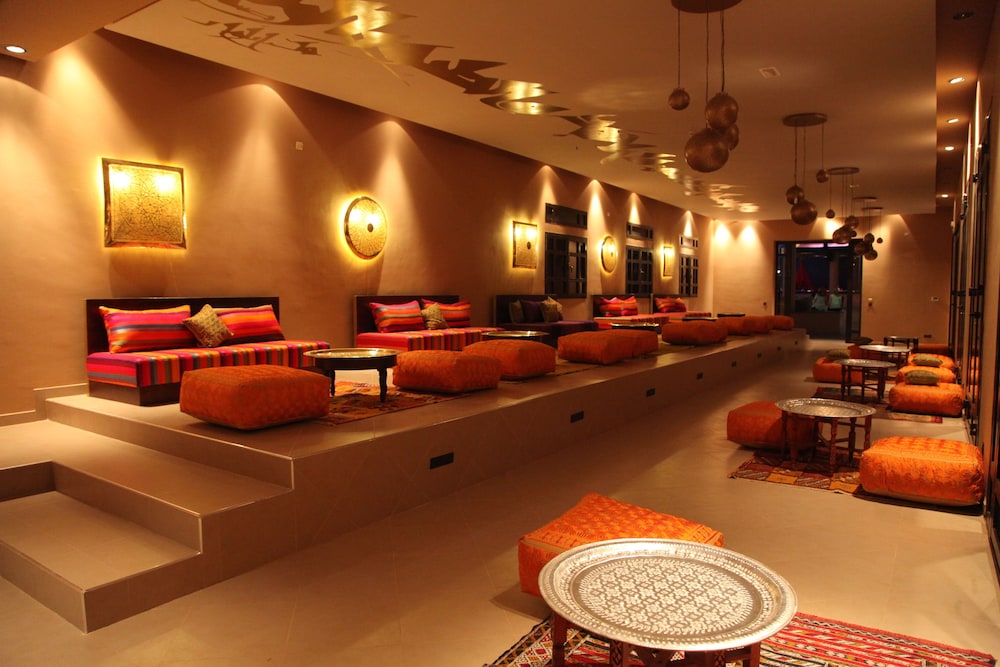 Hotel Lounge