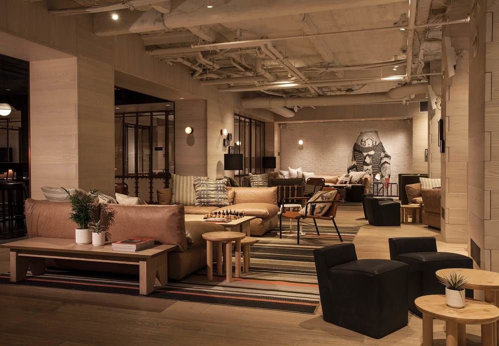 Hotel Lounge
