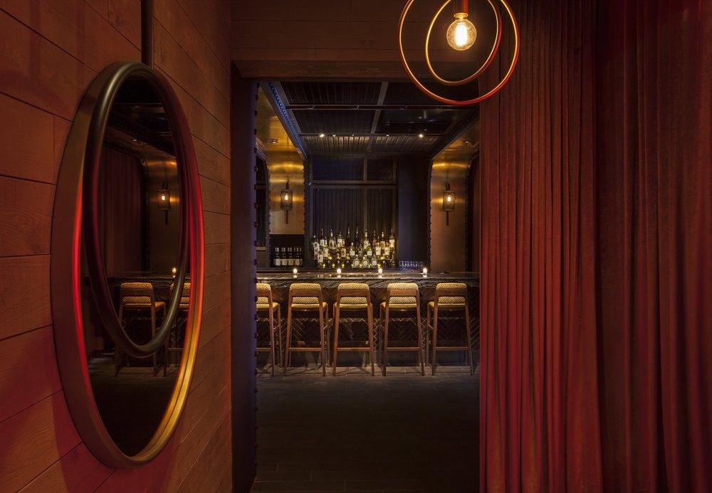 Hotel Bar