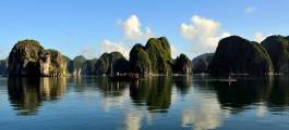 Bai Tu Long Bay