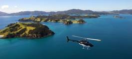 Bay of Islands and Hole in the Rock Scenic Helicopter Tour