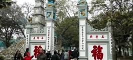HOAN KIEM LAKE & NGOC SON TEMPLE IN HANOI