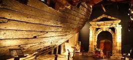 The Shipwreck Galleries