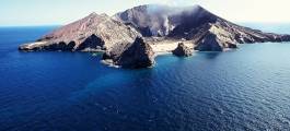 White Island Helicopter Flight with Volcano Landing