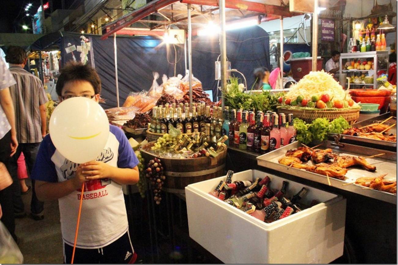 Experiencing the Thai Lifestyle
