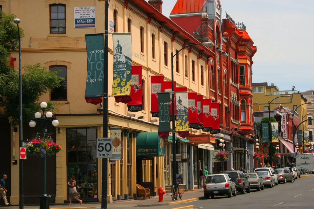 Unforgettable Neighbourhoods