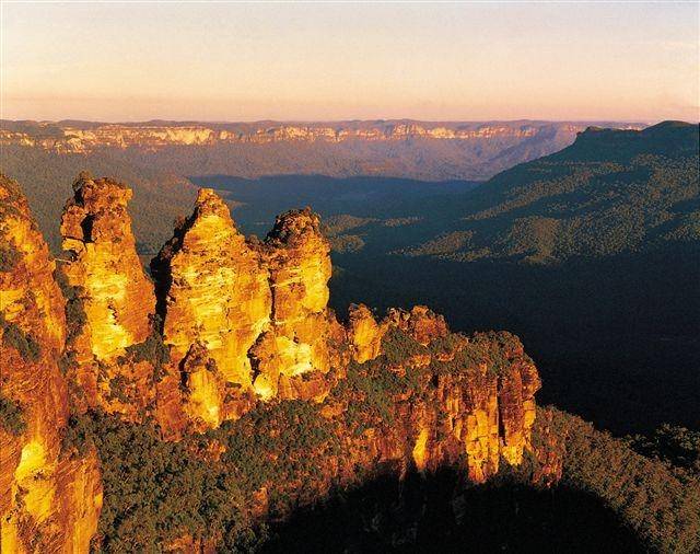 The Lower Blue Mountains