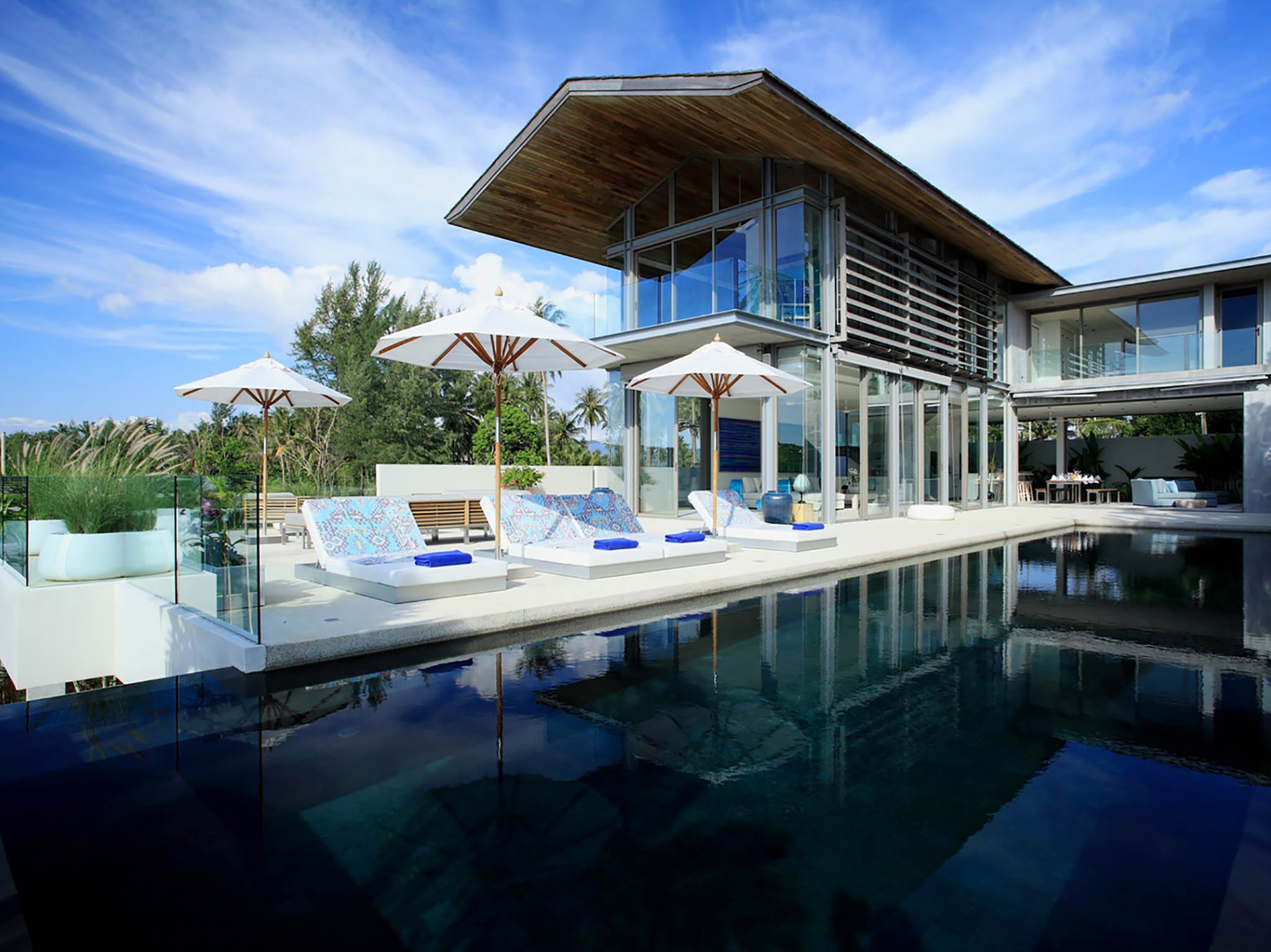 30% OFF! Luxury 600m2 Villa on Natai Beach