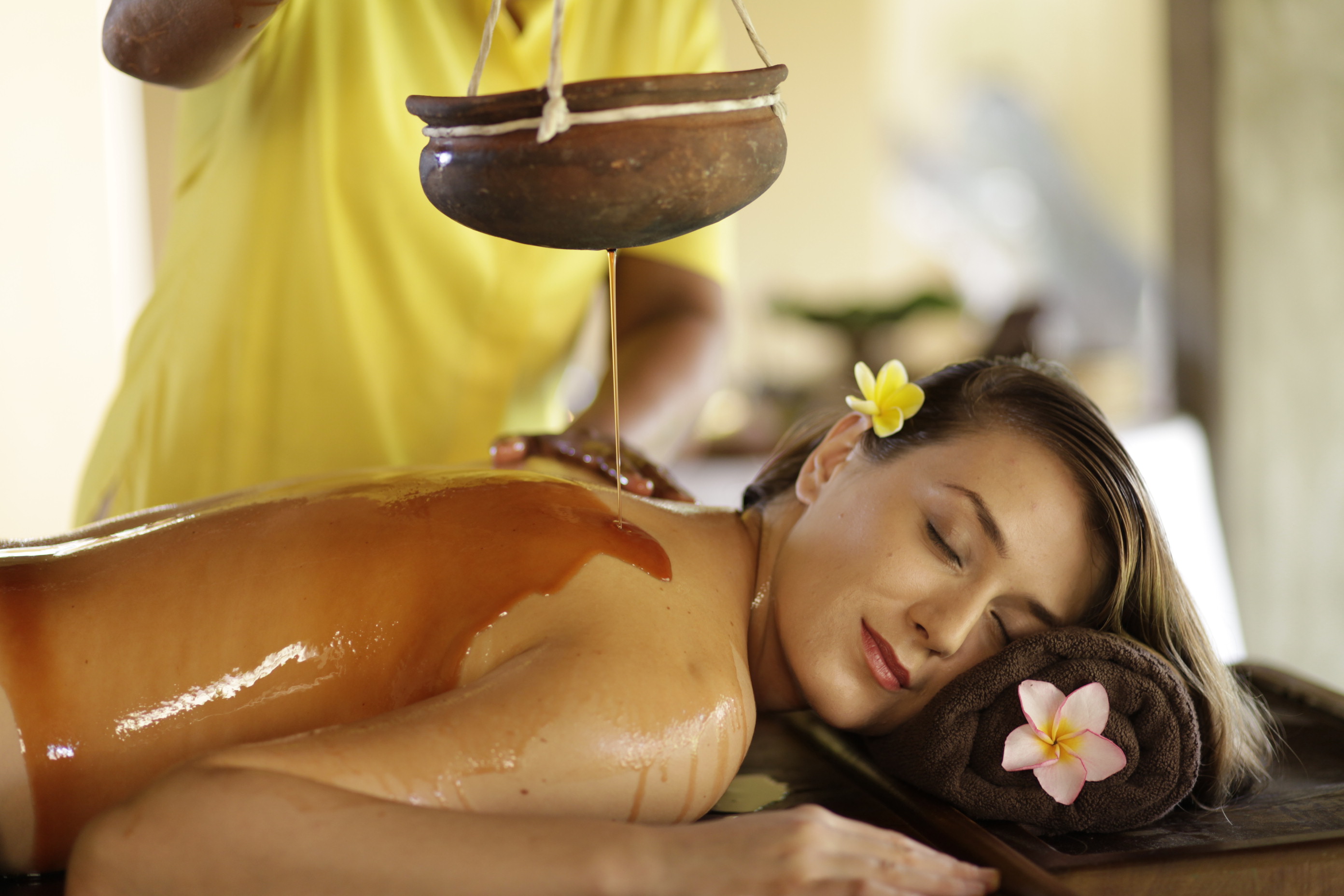 Relax and rejuvenate on our 8 night Sri Lanka Wellness Tour with beach extension!