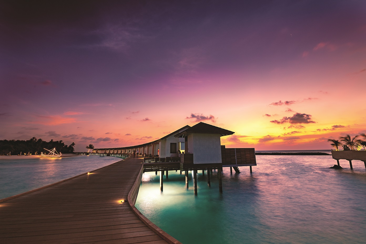 Luxurious Abu Dhabi and Maldives twin centre!