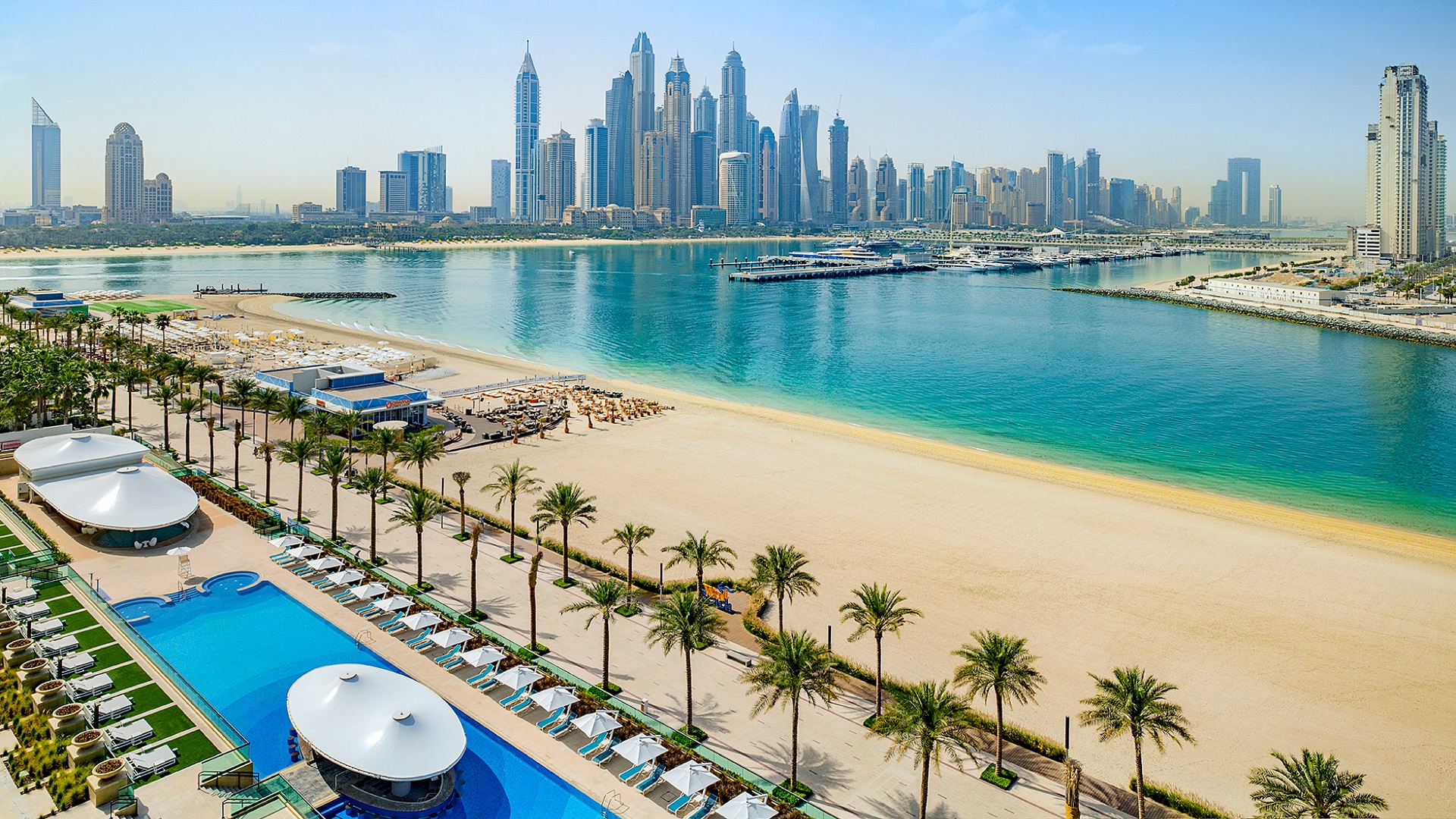 The new hotel on the Dubai Palm - Hilton Dubai Palm Jumeirah!