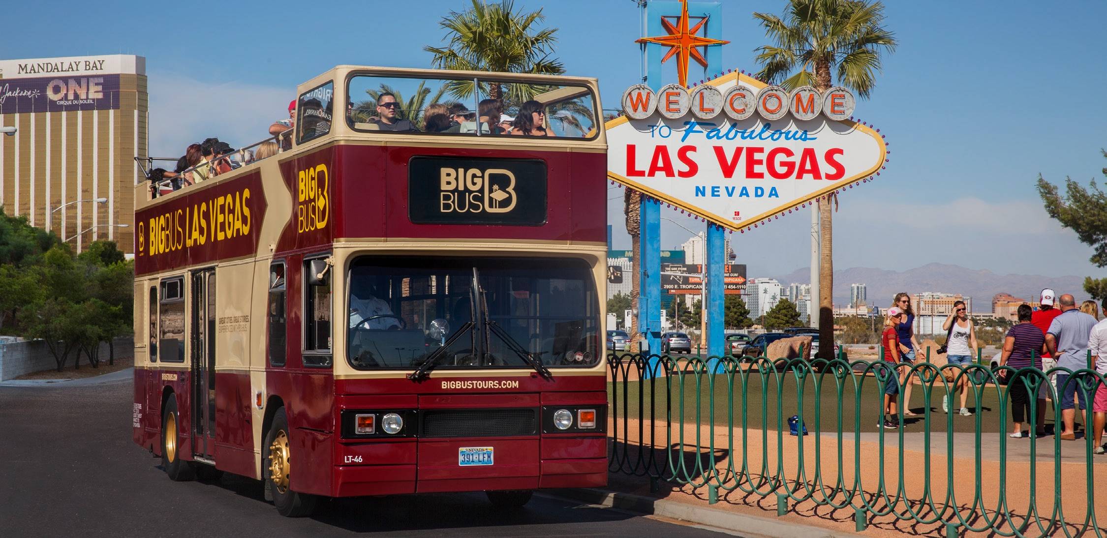 Big Bus Tours - Hop - On Hop - Off in Las Vegas: Live Commentary in English Only