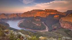 A World in One Country - 14 days Scheduled Tour