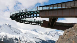 Columbia Icefield Discovery & Glacier Adventure with NEW Glacier Skywalk