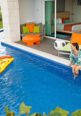 Looking for something special - Wraparound Swim Up Suite!