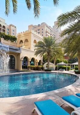 Couples holiday at the Fairmont The Palm in Dubai! This November!