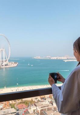 Stay in a Seafront Club Room in the Heart of Dubai!