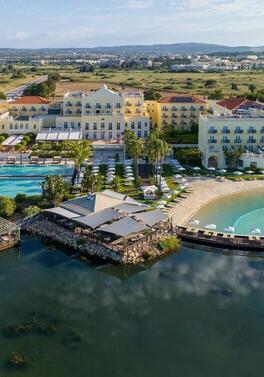 HALF BOARD! Easter family luxury hotel in Algarve