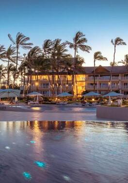 10 nights of Barefoot Luxury at Hemingways Watamu in Kenya!