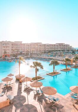 Experience the romantic sunsets of Egypt this Valentine's Day!