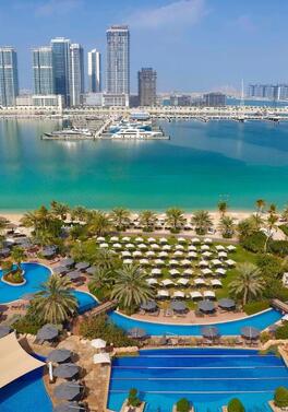 Couples OFFER! A Bottle of Wine Per Night Per Dinner!