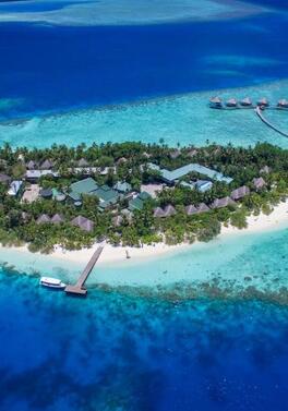 35% saving at the Adaaran Club Rannalhi in the Maldives!