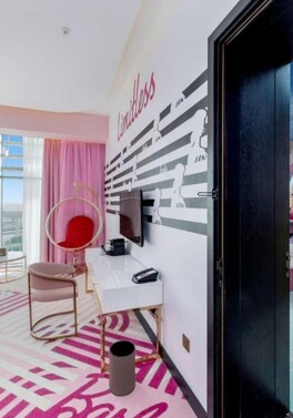 Stay in a Barbie themed room on this October Half Term holiday to Doha!