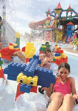Family holiday to Dubai with daily access to Dubai Parks and Resorts!