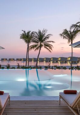 Dublin Offer - Treat yourself this Christmas at Centara Grand Lagoon, Maldives!