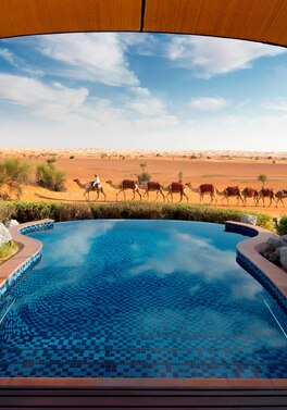 First Class Flights! Luxury Desert Resort & Water Villa Twin centre for Easter!