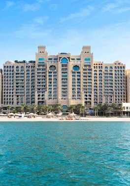 DUBLIN Offer! Save 40% discount on this Gold Room at 5* Fairmont the Palm!