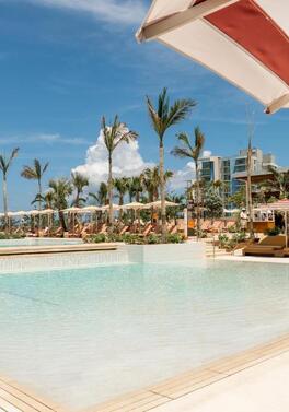 Stylish Cayman Islands Break!