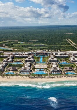 $500 RESORT CREDIT! Pre-Christmas New York & Punta Cana