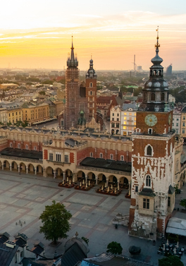 Best of Krakow & Zakopane – Culture, Mountains & Thermal Baths