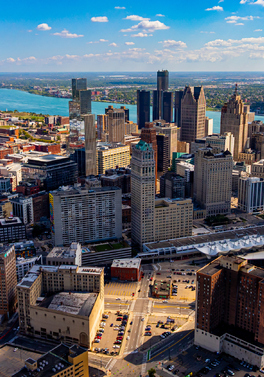 Midwest Moments: Cities, Shores & Style