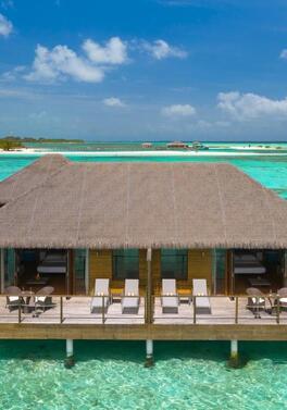 Stay in a Beach Suite and a Lagoon Villa at the Cocoon Maldives!