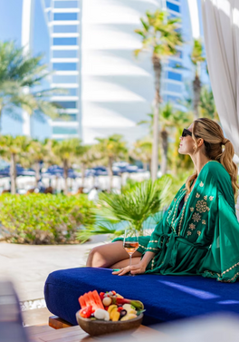 A Romantic Dubai Escape at Jumeirah Al Naseem this November!