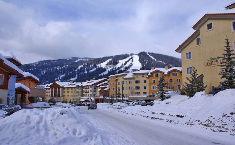 HIKING AT SUN PEAKS RESORT