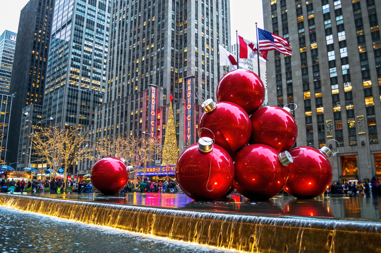 Christmas 2022 in One of New York's Most Popular hotels!