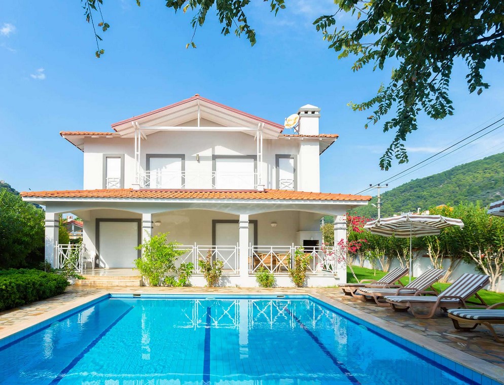 Holiday with friends or family in this 4 bedroom villa in Turkey this August!