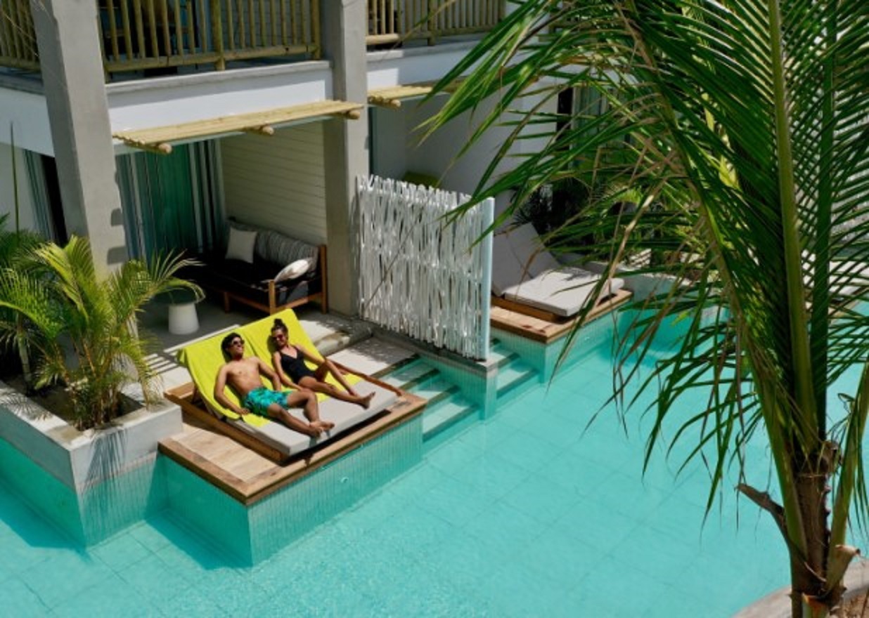Swim Up Pool Room at the new Sunrise Attitude hotel in Mauritius!