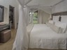 Luxury Suite