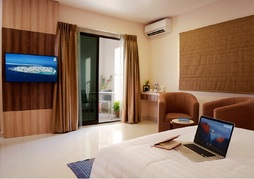 Champa Central Hotel