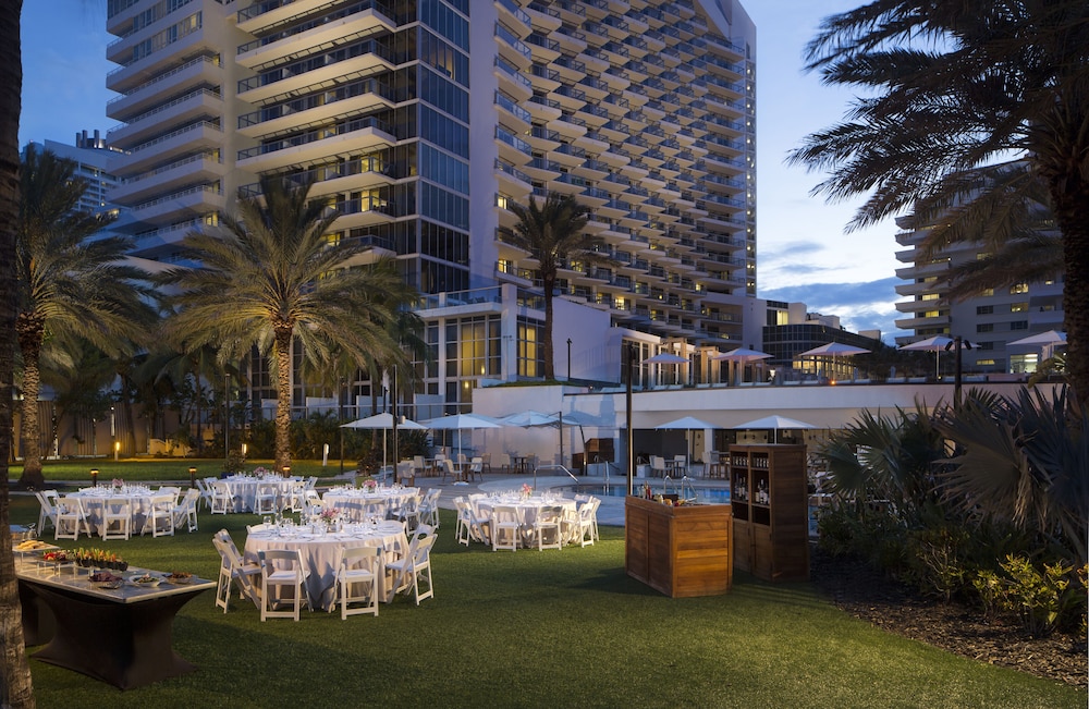Outdoor Banquet Area