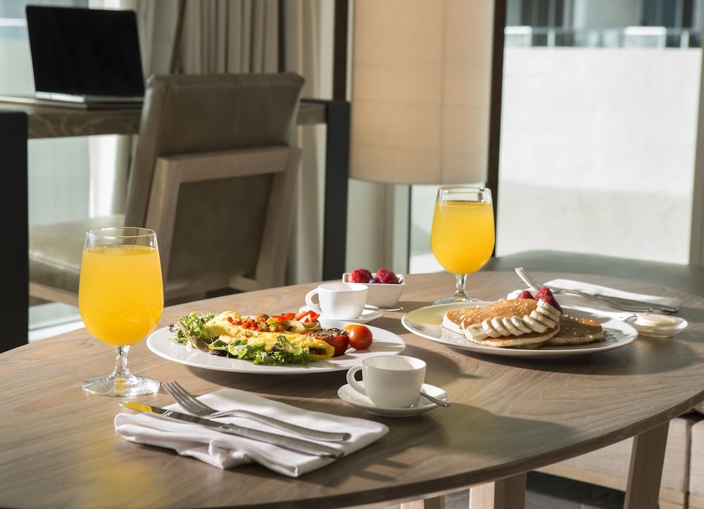Room Service - Dining