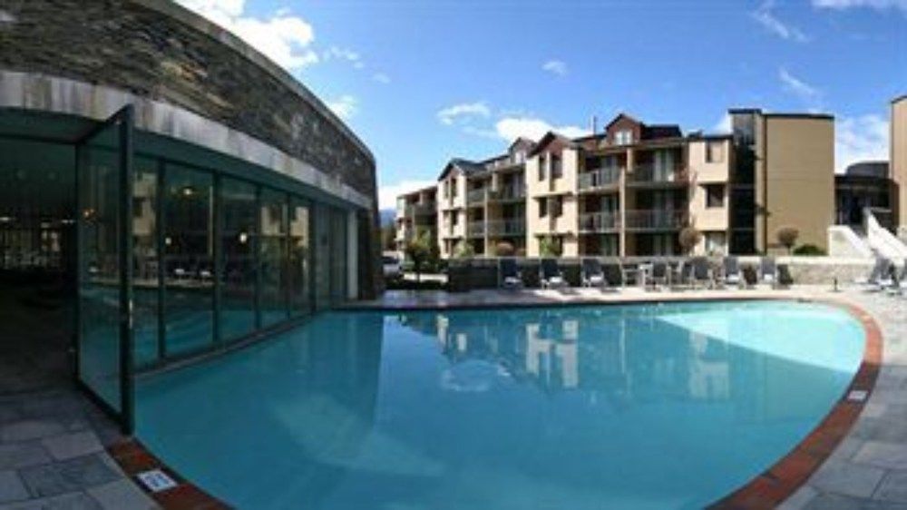 Indoor/Outdoor Pool