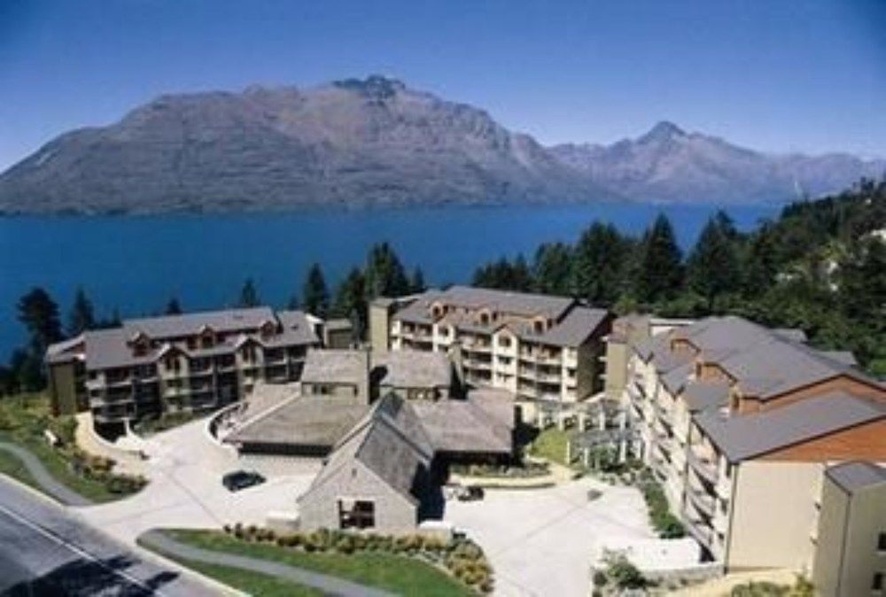 Lake View