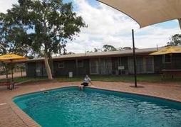 Lightning Ridge Outback Resort & Caravan Park