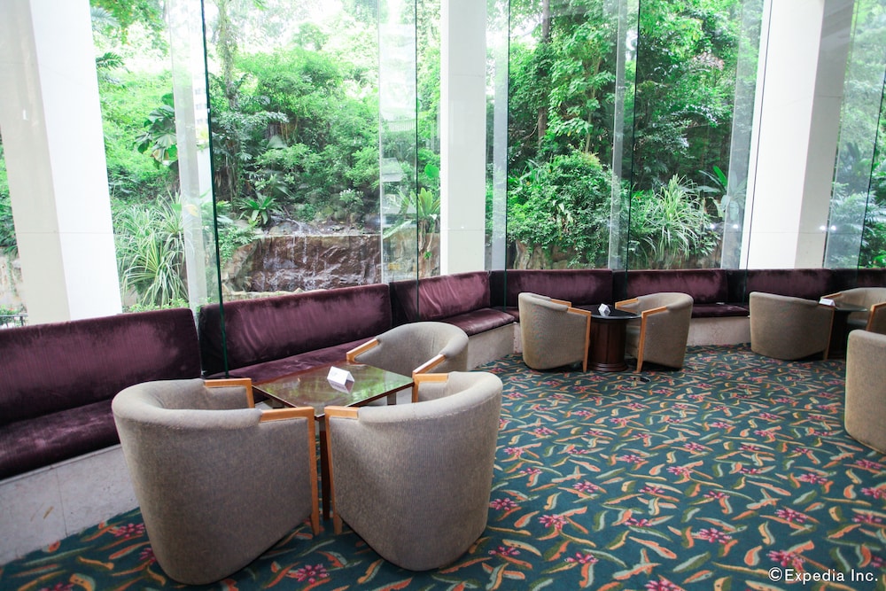 Hotel Lounge